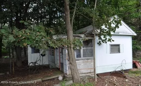 18 Kane Rd, Starlight, PA 18461 photo 7