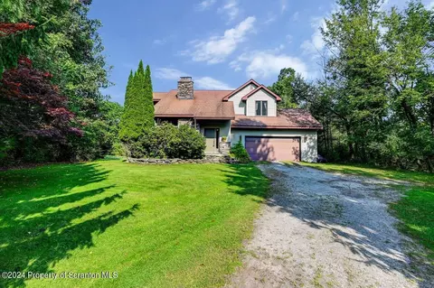 1572 Summit Lake Rd, Clarks Summit, PA 18411