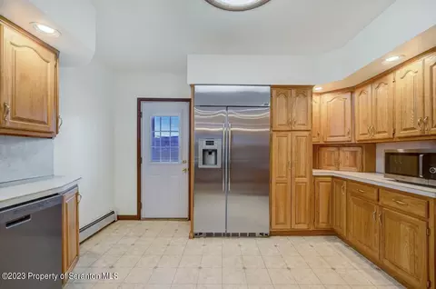 337 N Everett Ave, Scranton, PA 18504 photo 24
