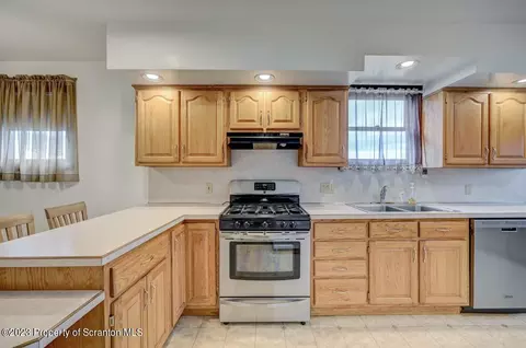 337 N Everett Ave, Scranton, PA 18504 photo 20