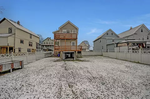 337 N Everett Ave, Scranton, PA 18504 photo 4