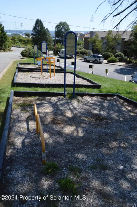 Exterior - 1708 Summit Pointe, Scranton, PA 18508 photo 2 of 2