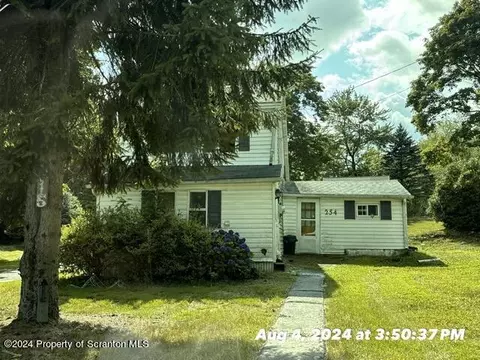 315 Corr Ct, Hazleton, PA 18201