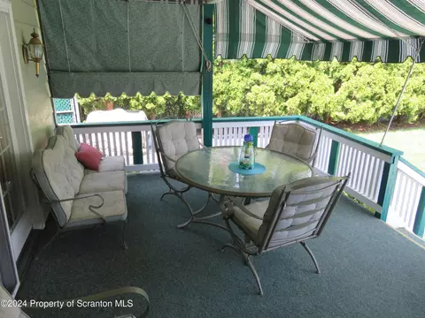 509 Maple St, Old Forge, PA 18518 photo 28