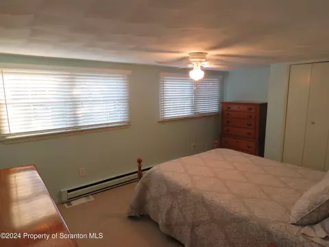 509 Maple St, Old Forge, PA 18518 photo 18