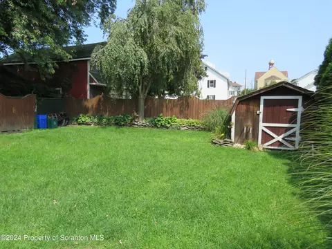 509 Maple St, Old Forge, PA 18518 photo 35