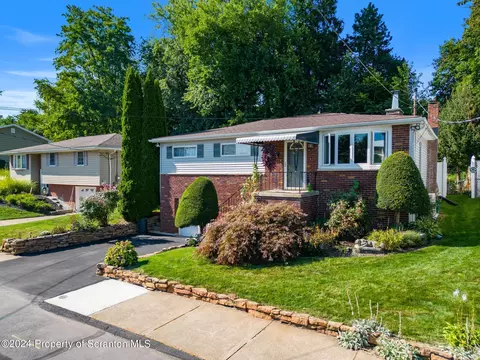 View/Area - 130 Taroli St, Old Forge, PA 18518 photo 4 of 4
