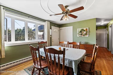 Dining - 130 Taroli St, Old Forge, PA 18518 photo 3 of 4