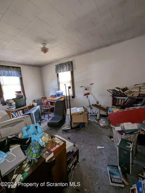 Undisclosed, Scranton, PA 18505 photo 10