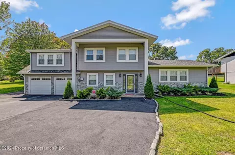 514 Justus Blvd, Scott Twp, PA 18411