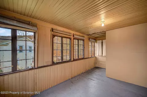 5 E Mountain Rd, Scranton, PA 18505 photo 63