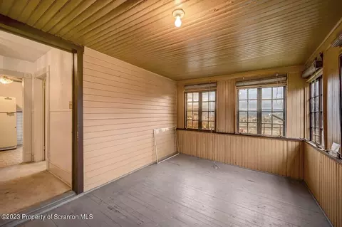 5 E Mountain Rd, Scranton, PA 18505 photo 64