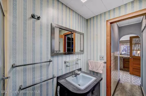5 E Mountain Rd, Scranton, PA 18505 photo 20