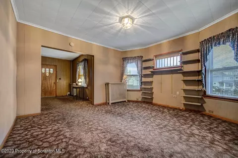 5 E Mountain Rd, Scranton, PA 18505 photo 9