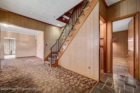 5 E Mountain Rd, Scranton, PA 18505 photo 7