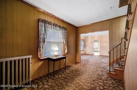 5 E Mountain Rd, Scranton, PA 18505 photo 8