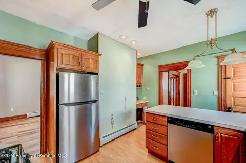 645 E Pine St, Olyphant, PA 18447 photo 17