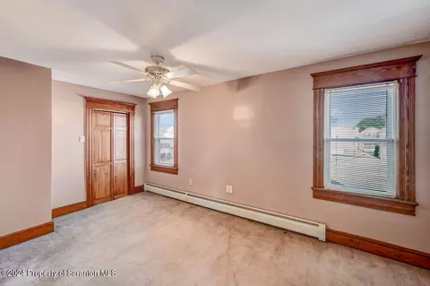 645 E Pine St, Olyphant, PA 18447 photo 24