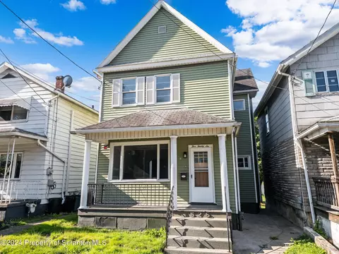 526 Cherry St, Scranton, PA 18505