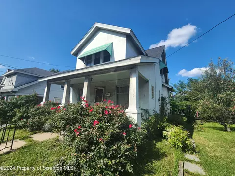 941 Moosic St, Scranton, PA 18505