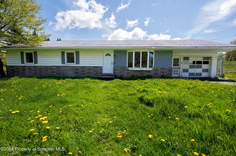 792 Mccollum Rd, Montrose, PA 18801