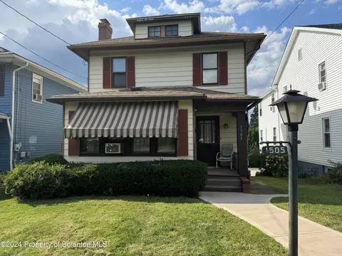 1505 Clay Ave, Dunmore, PA 18509