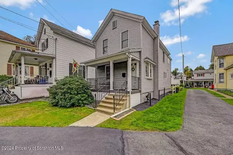 94 Brook St, Carbondale, PA 18407