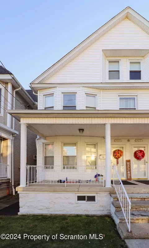 925 W Elm St, Scranton, PA 18504