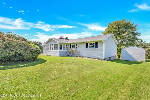 2490 Milwaukee Rd, Clarks Summit, PA 18411