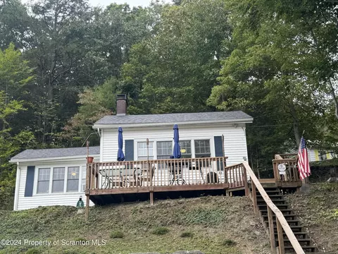 18 12 Marina Dr, Tunkhannock, PA 18657