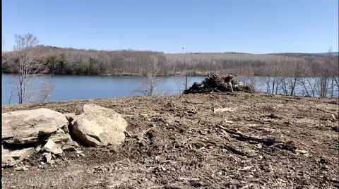 Fords Pond Road, Clarks Summit, PA 18411