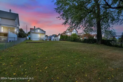 Exterior - 927 Acker Ave, Scranton, PA 18504 photo 4 of 5