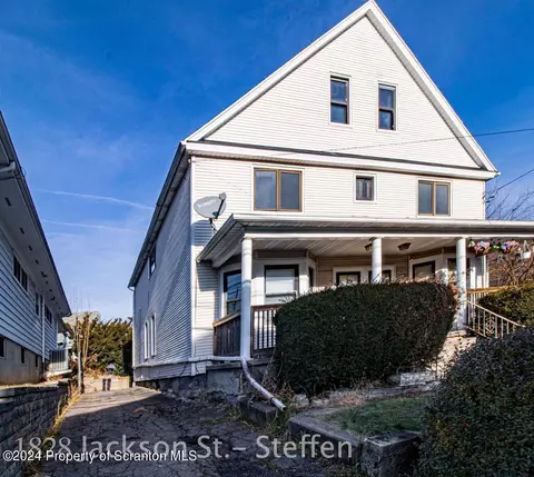 1826 1828 Jackson St, Scranton, PA 18504
