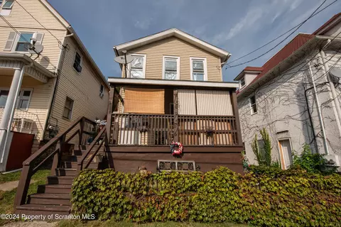 908 Luzerne St, Scranton, PA 18504