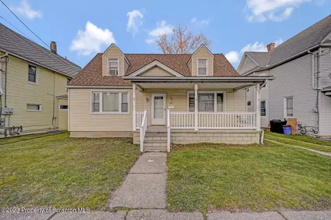 334 Ferdinand St, Scranton, PA 18508