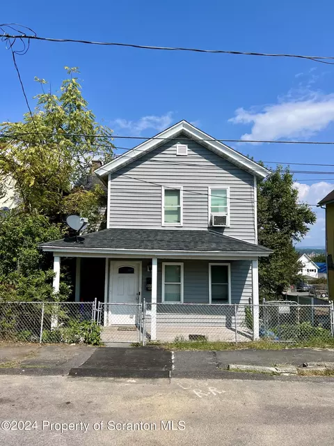 810 Eynon St, Scranton, PA 18504