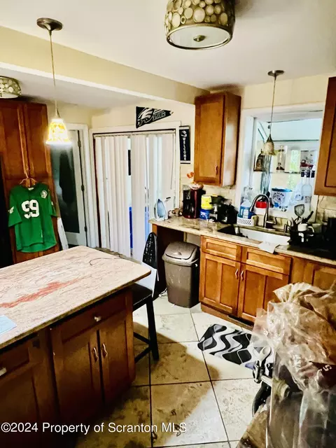 Kitchen - 810 Eynon St, Scranton, PA 18504 photo 3 of 4