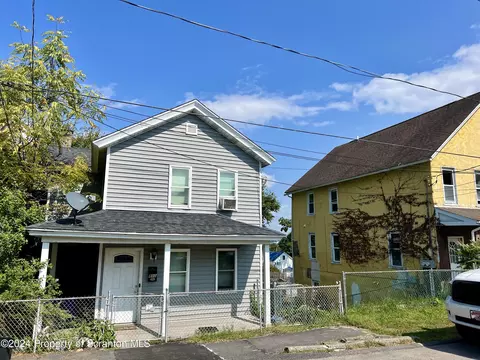 Exterior - 810 Eynon St, Scranton, PA 18504 photo 1 of 5