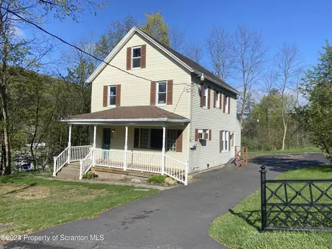 105 Willowbrook, South Abington, PA 18411