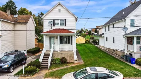 14 Glinko St, Scranton, PA 18504