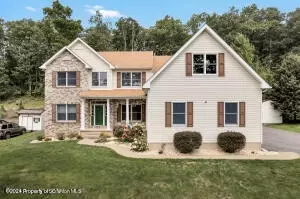 47 Teaberry Dr, Drums, PA 18222