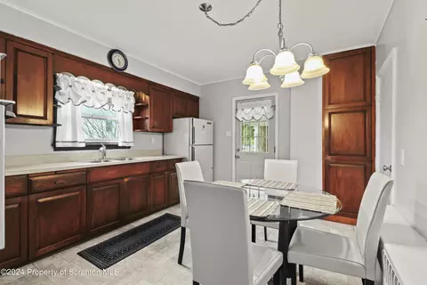 3013 Colliery Ave, Scranton, PA 18505 photo 9