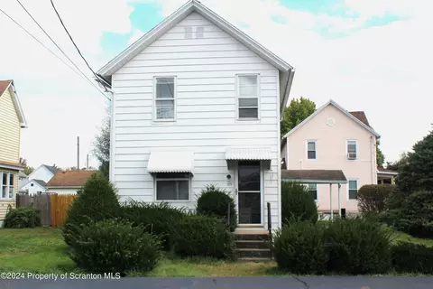 121 River St, Jessup, PA 18434
