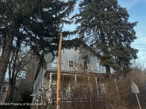 122 124 School St, Scranton, PA 18508
