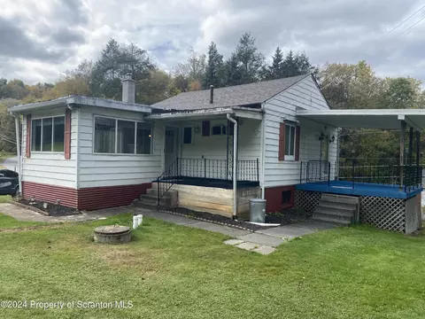 109 State Route 690, Spring Brook, PA 18444