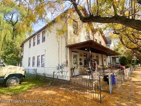 319-321 Phelps St, Scranton, PA 18509