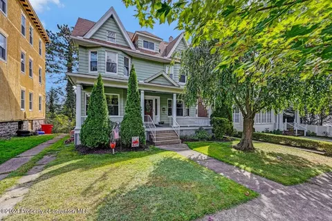616 Taylor Ave, Scranton, PA 18510