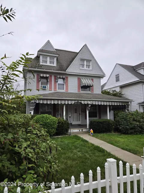 608-610 N Sumner Ave, Scranton, PA 18504
