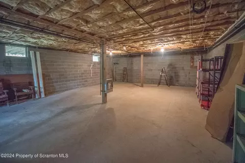 403 Main St, Moosic, PA 18507 photo 34