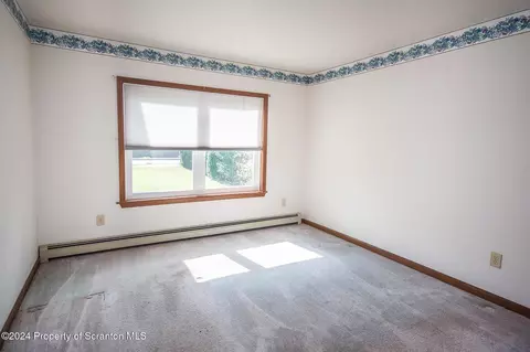 403 Main St, Moosic, PA 18507 photo 28